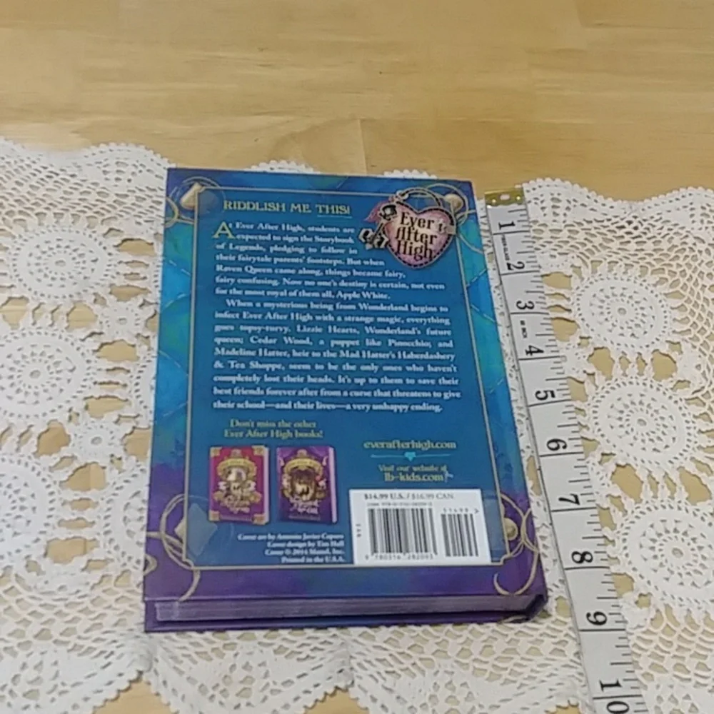Ever After High Book 3, A Wonderlandiful World, Shannon Hale
